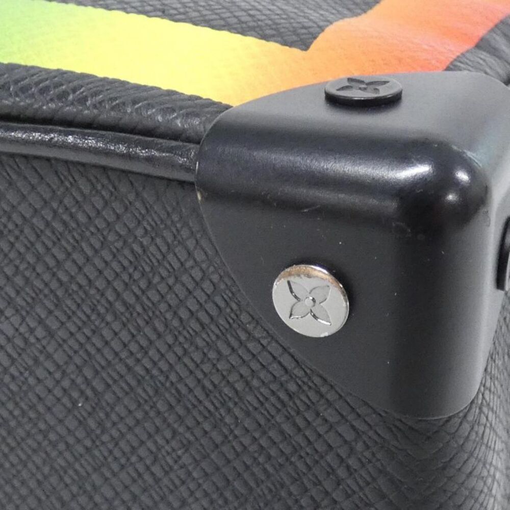 Louis Vuitton Taiga Mini Soft Trunk Shoulder Bag - Picture 3 of 7